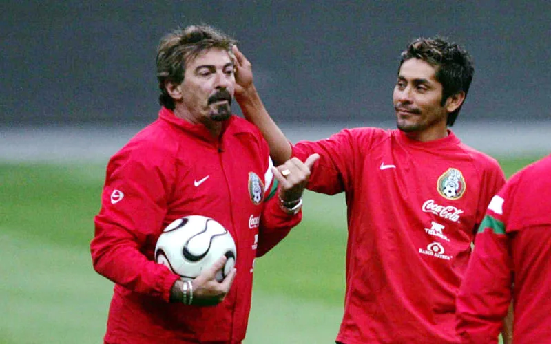 Hlv Argentina dẫn dắt Mexico 2006 là ai? Thông tin chi tiết về mùa giải 2006